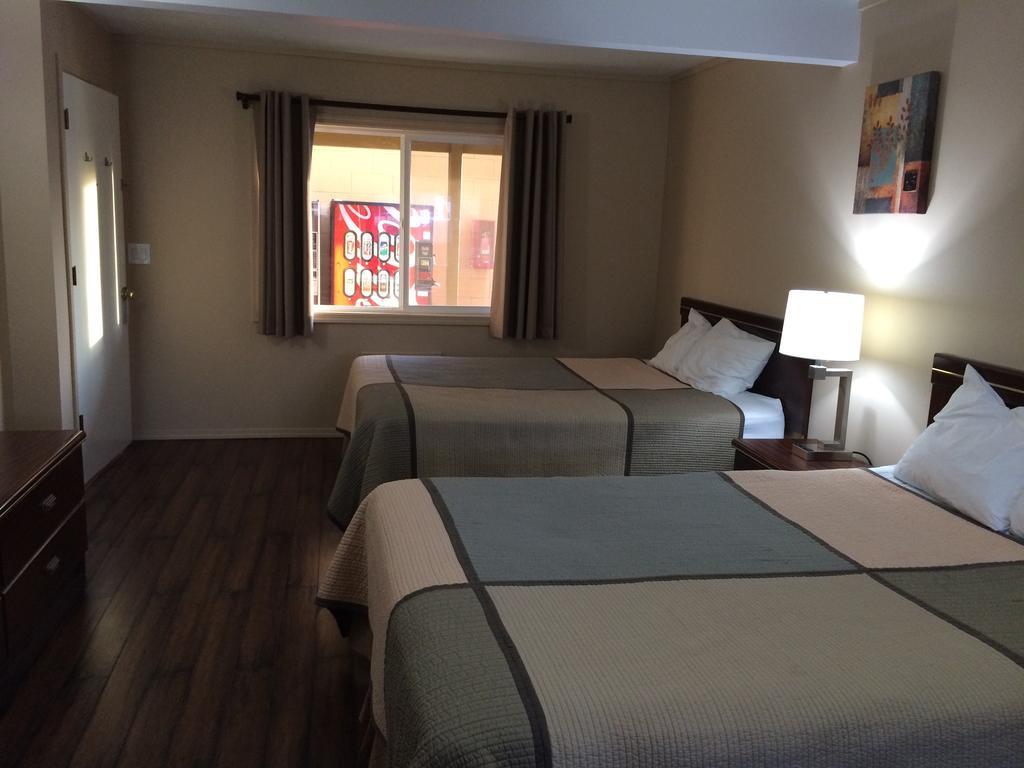 Townhouse Inn & Suites Klamath Falls Eksteriør bilde