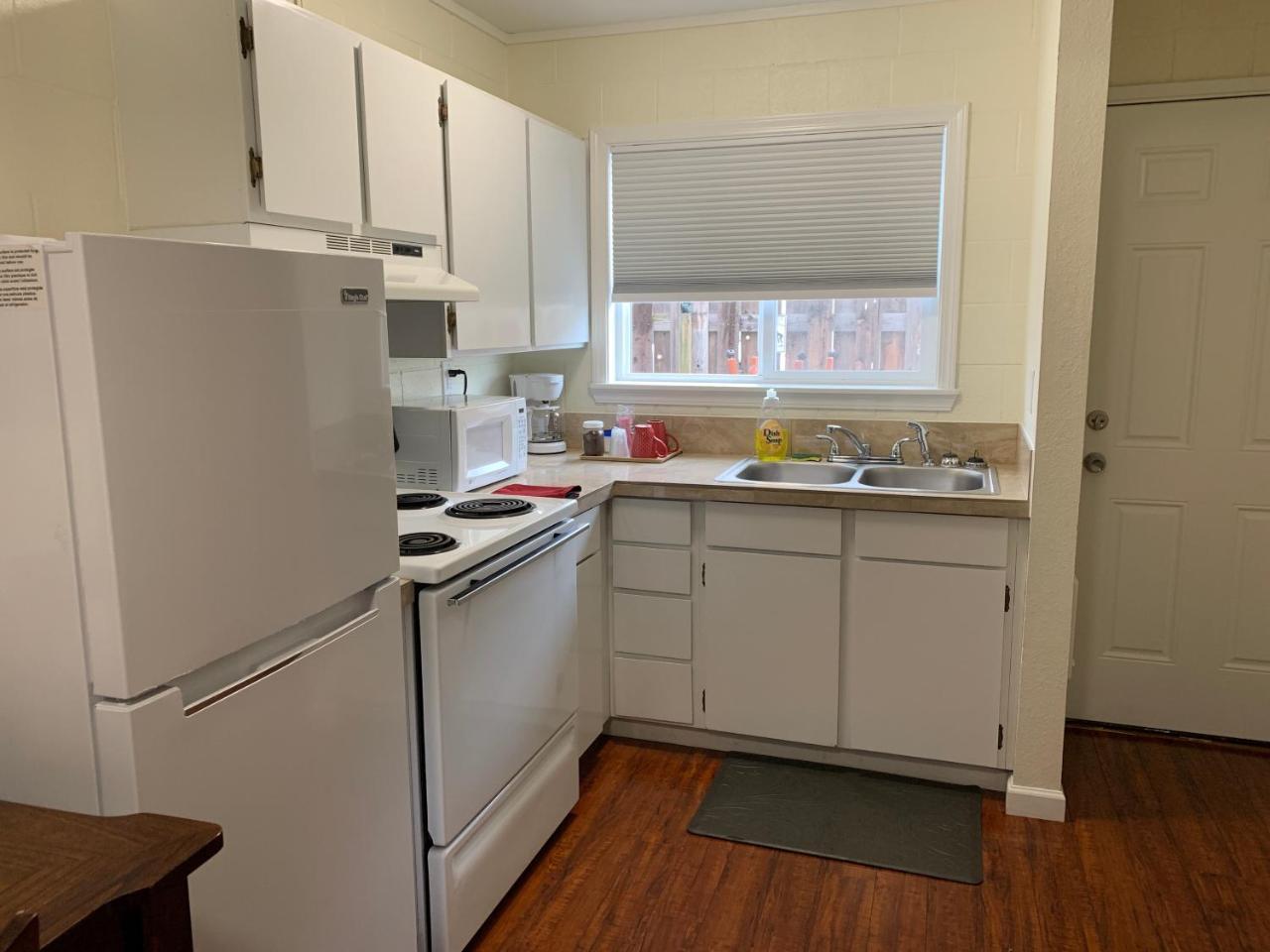 Townhouse Inn & Suites Klamath Falls Eksteriør bilde