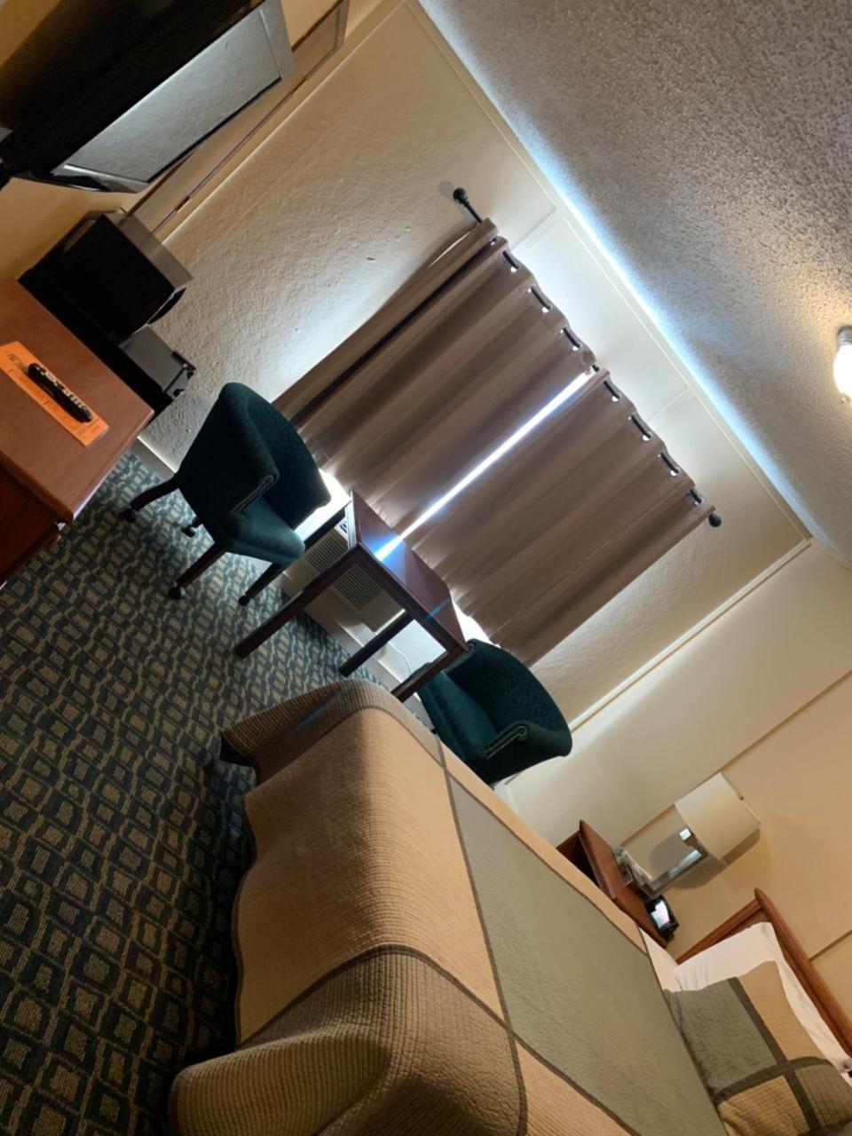 Townhouse Inn & Suites Klamath Falls Eksteriør bilde